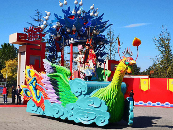 鳳凰主題花車(chē)