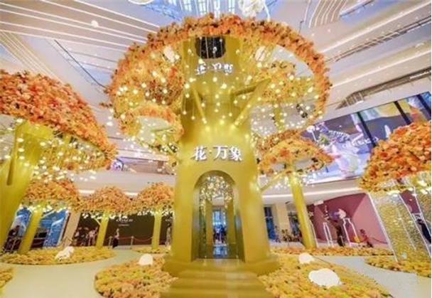 上海萬(wàn)象金色主題開業(yè)美陳